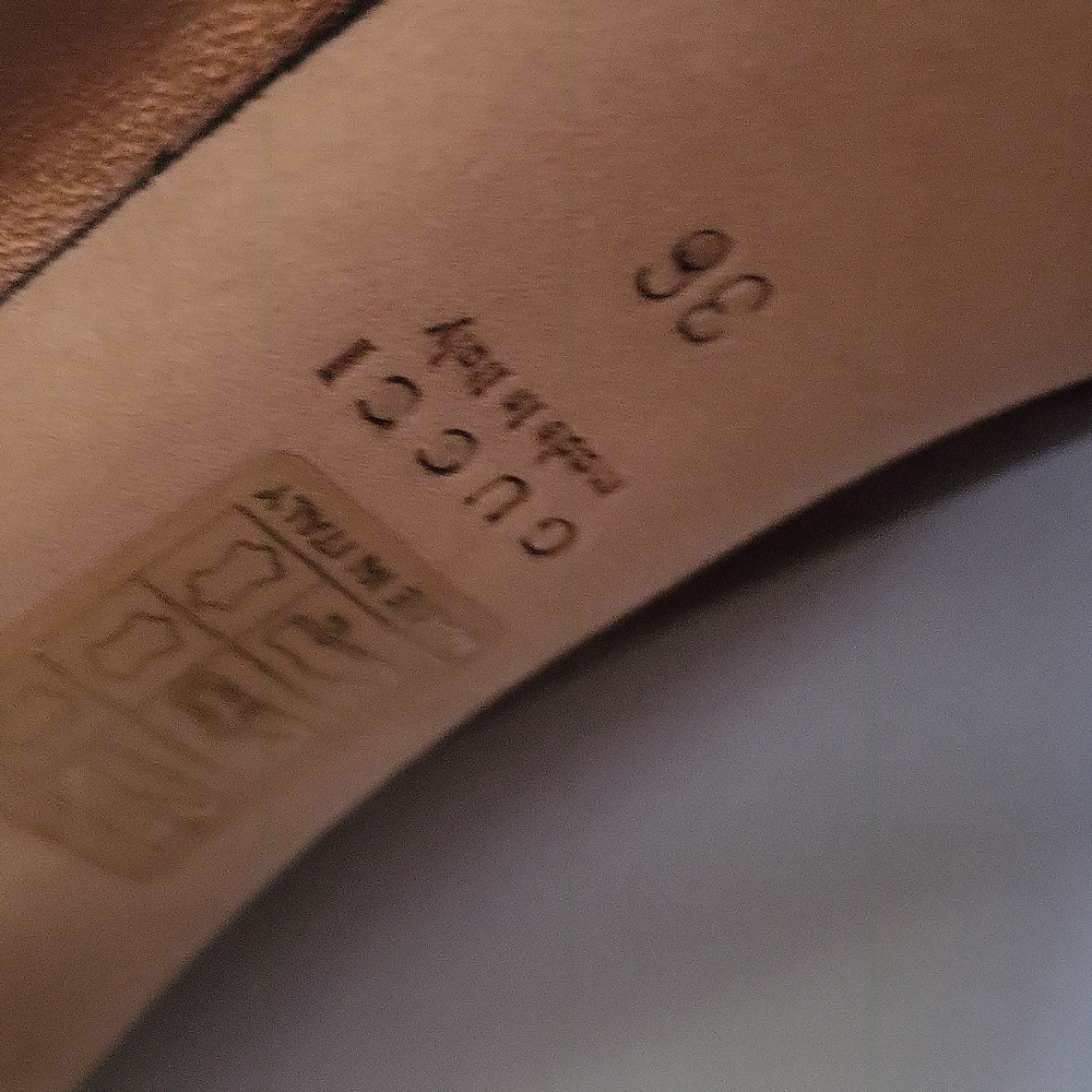 Authentic Gucci Gold Sofia Peep-Toe Platform Pump… - image 8